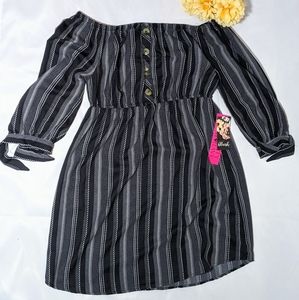 NWT Blush Maternity Over The Shoulder Dress Size M